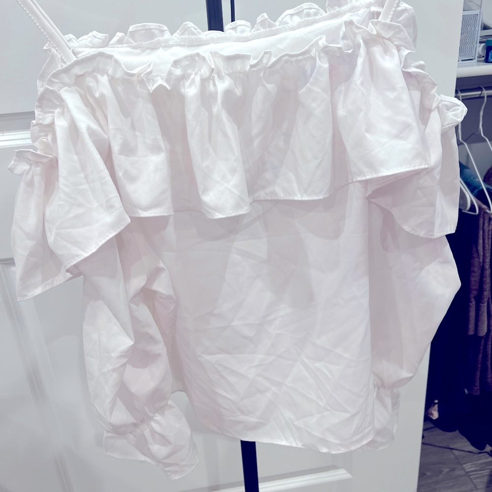 Beautiful clothes - Picture 3 of 3